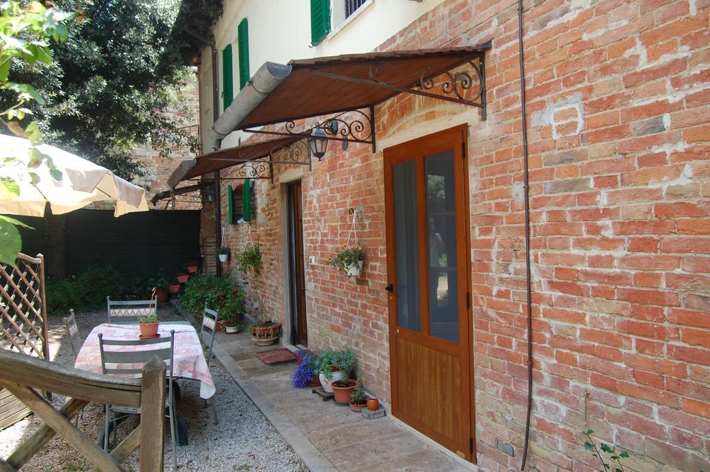 Maison d'hôtes La Spiga D'Oro à Pozzo  Extérieur photo