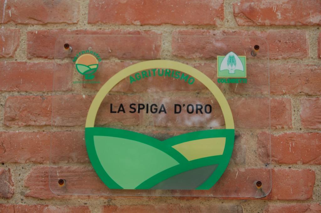 Maison d'hôtes La Spiga D'Oro à Pozzo  Extérieur photo